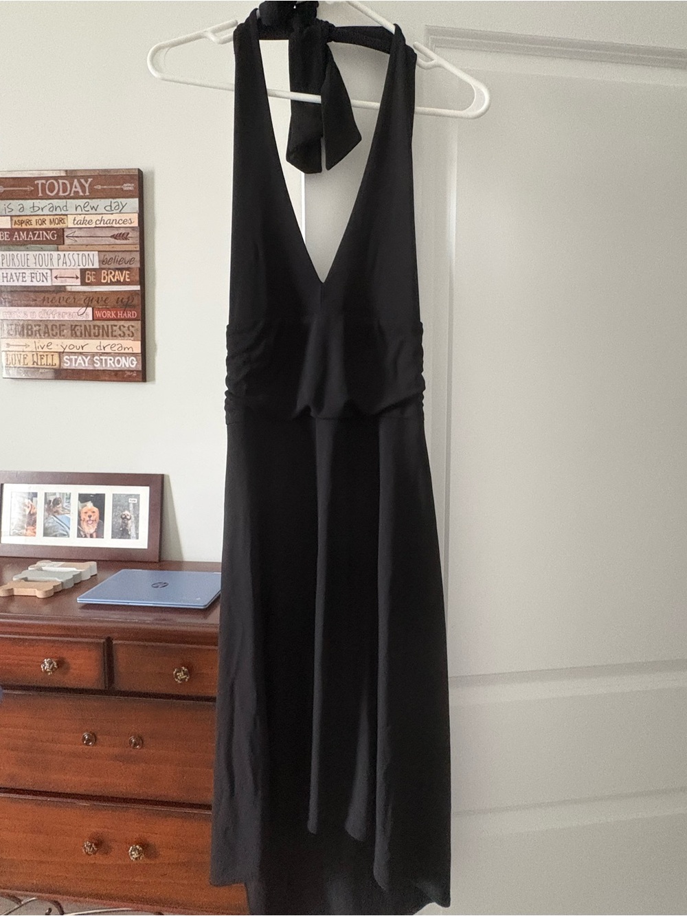 Black Halter V-Neck Maxi Dress